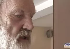 Von freie private pornos 4 Jungs geschlagen