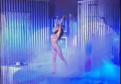 Raunchy Rosie ist eine süße freie pornos mollige Brünette, die Sperma liebt
