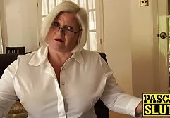Brünette Babe Lotionen Titten freie pornofilme in hd auf Cam